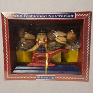Vintage Cast-Iron Old-Fashioned Nutcracker #3551 Toy Soldier in Original Box T3